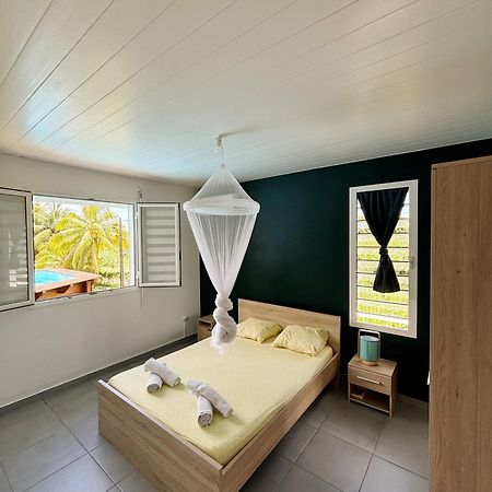 Bung'Hello Village, Piscine Et Parking Gratuit Trois-Rivières Екстериор снимка
